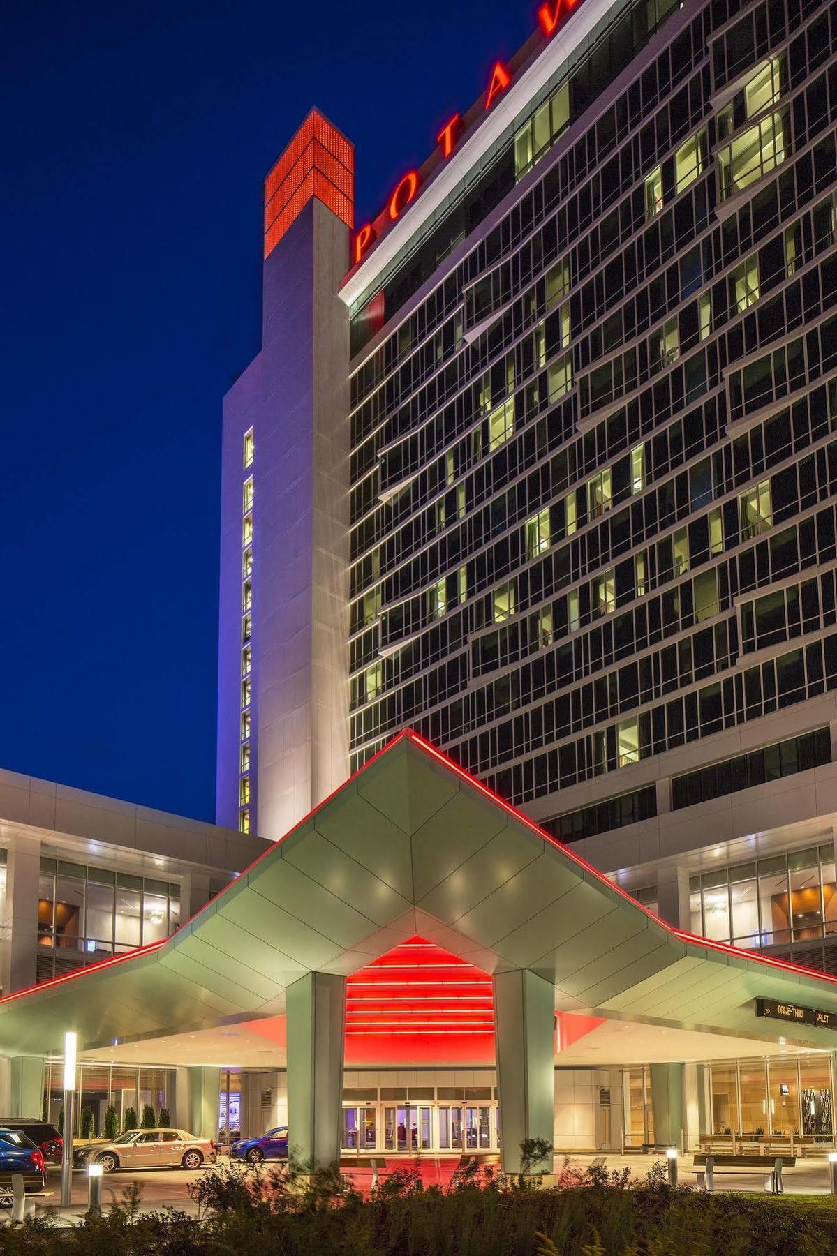 Potawatomi Hotel & Casino Milwaukee Exterior photo